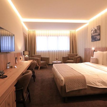 Hotel Le 830 Namur Extérieur photo